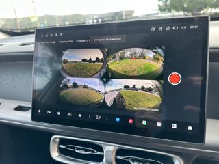 2026  Leapmotor B10 Design Hybrid EV Wagon (Terra Grey) New Car Thumbnail